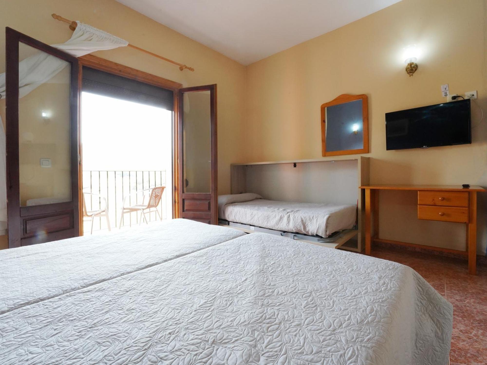 Hotel La Rueda 3000 Mora de Rubielos Kültér fotó