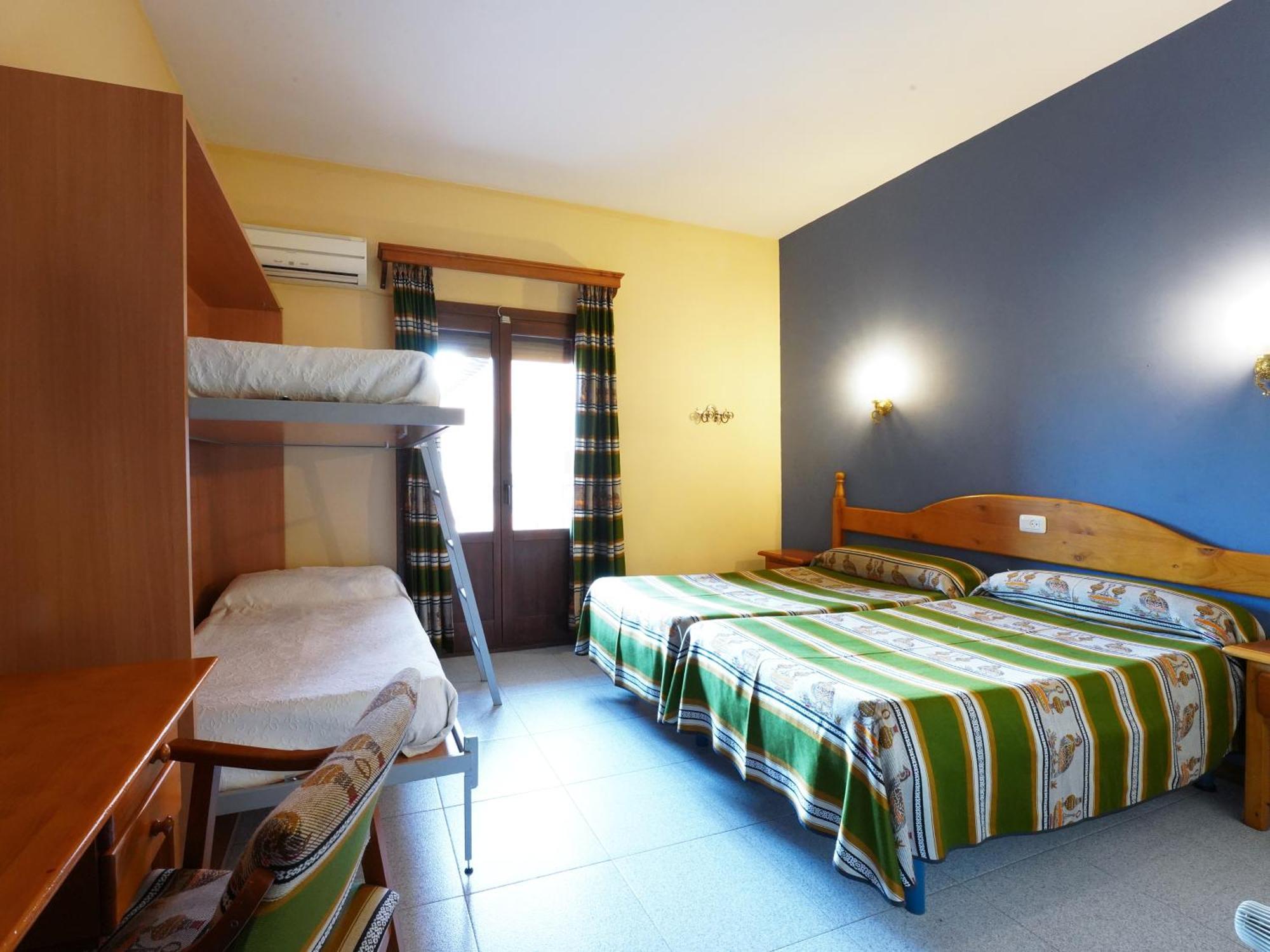 Hotel La Rueda 3000 Mora de Rubielos Kültér fotó